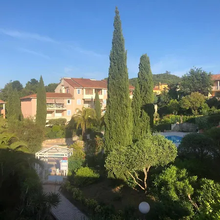 2p Terrasse Vue Piscine Et Jardin Tropical Valmer La Croix-Valmer
