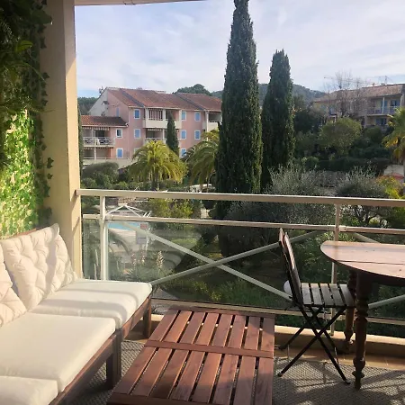 2p Terrasse Vue Piscine Et Jardin Tropical Valmer * La Croix-Valmer